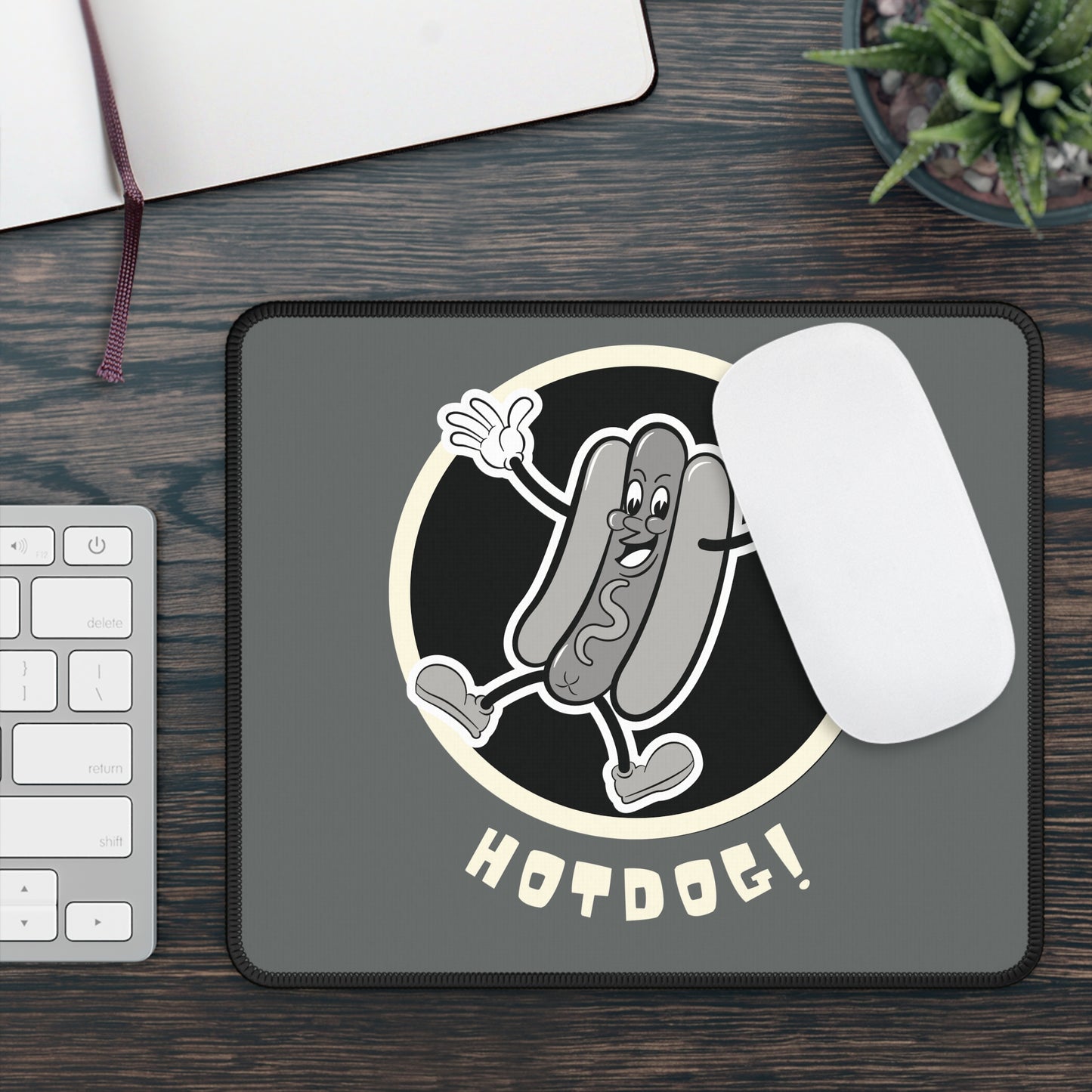 Hotdog! Vintage Cartoon Gaming Mouse Pad